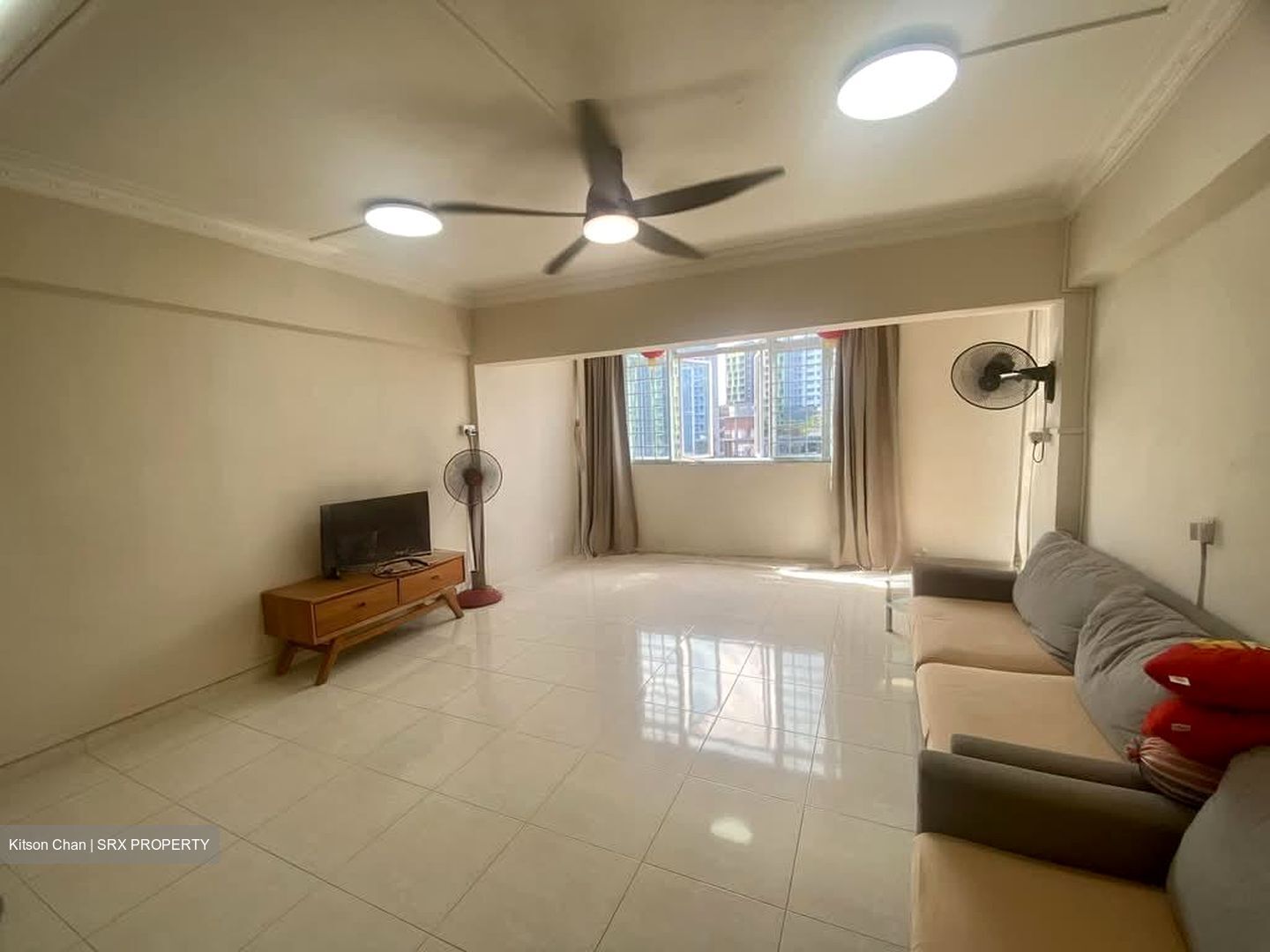 Yishun Street 21 (Yishun), HDB Executive #571849621